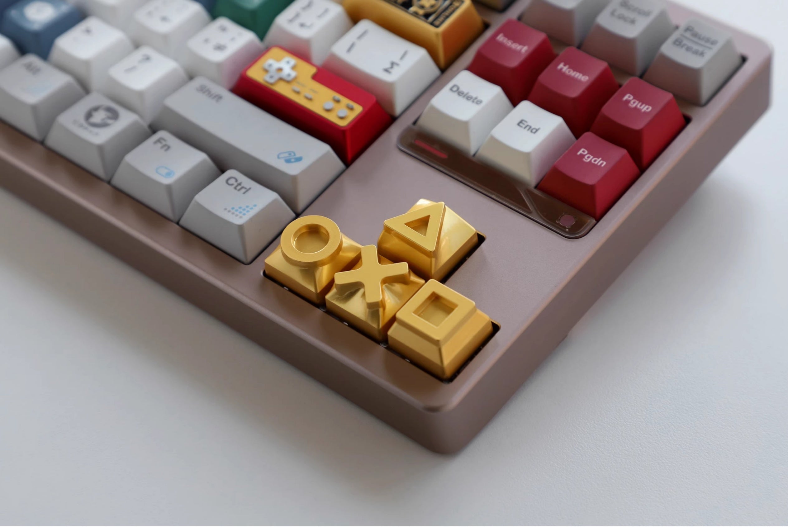 Game controller symbol metal Artisan Keycaps. Set of 4. Colorful / Gray