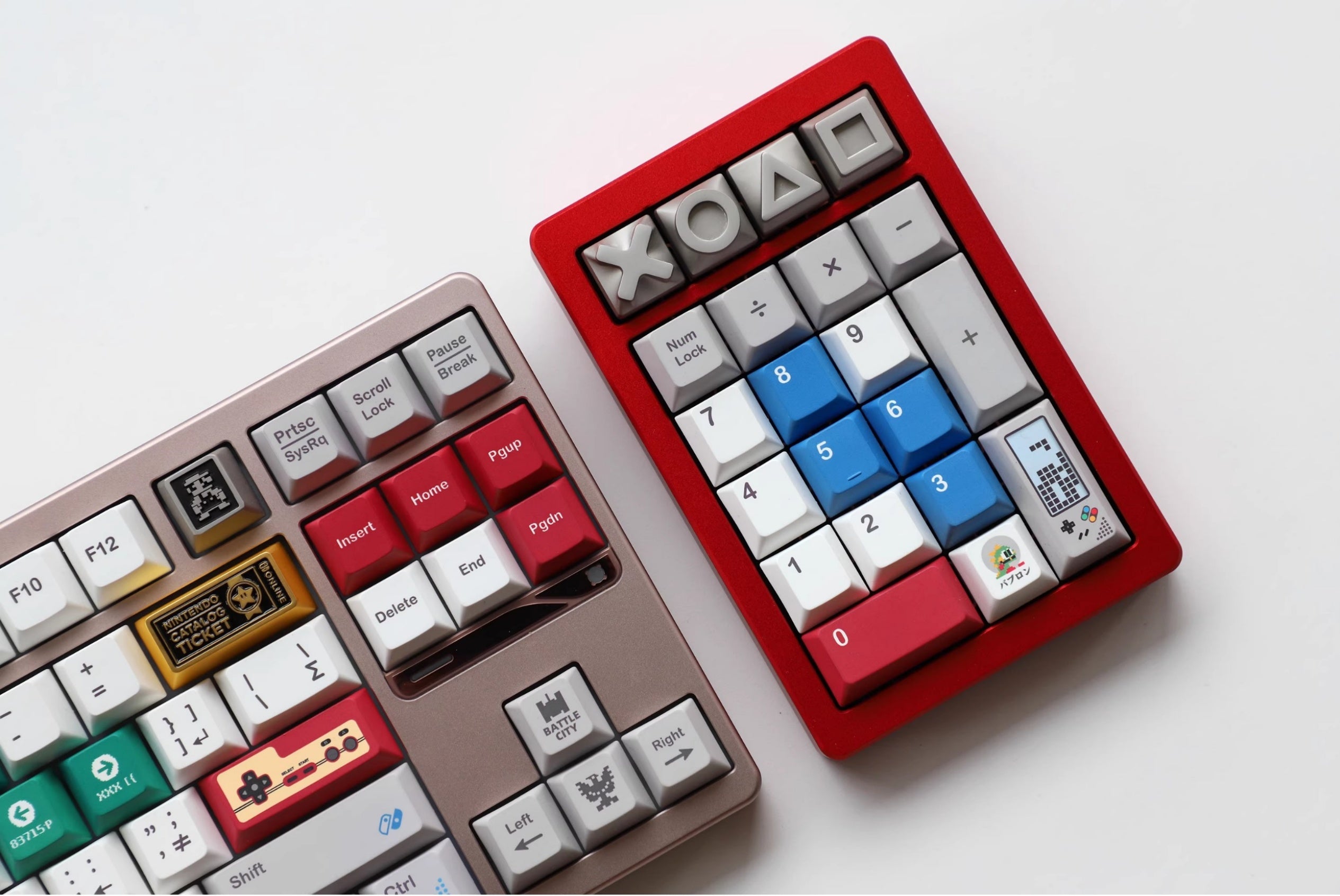 Game controller symbol metal Artisan Keycaps. Set of 4. Colorful / Gray