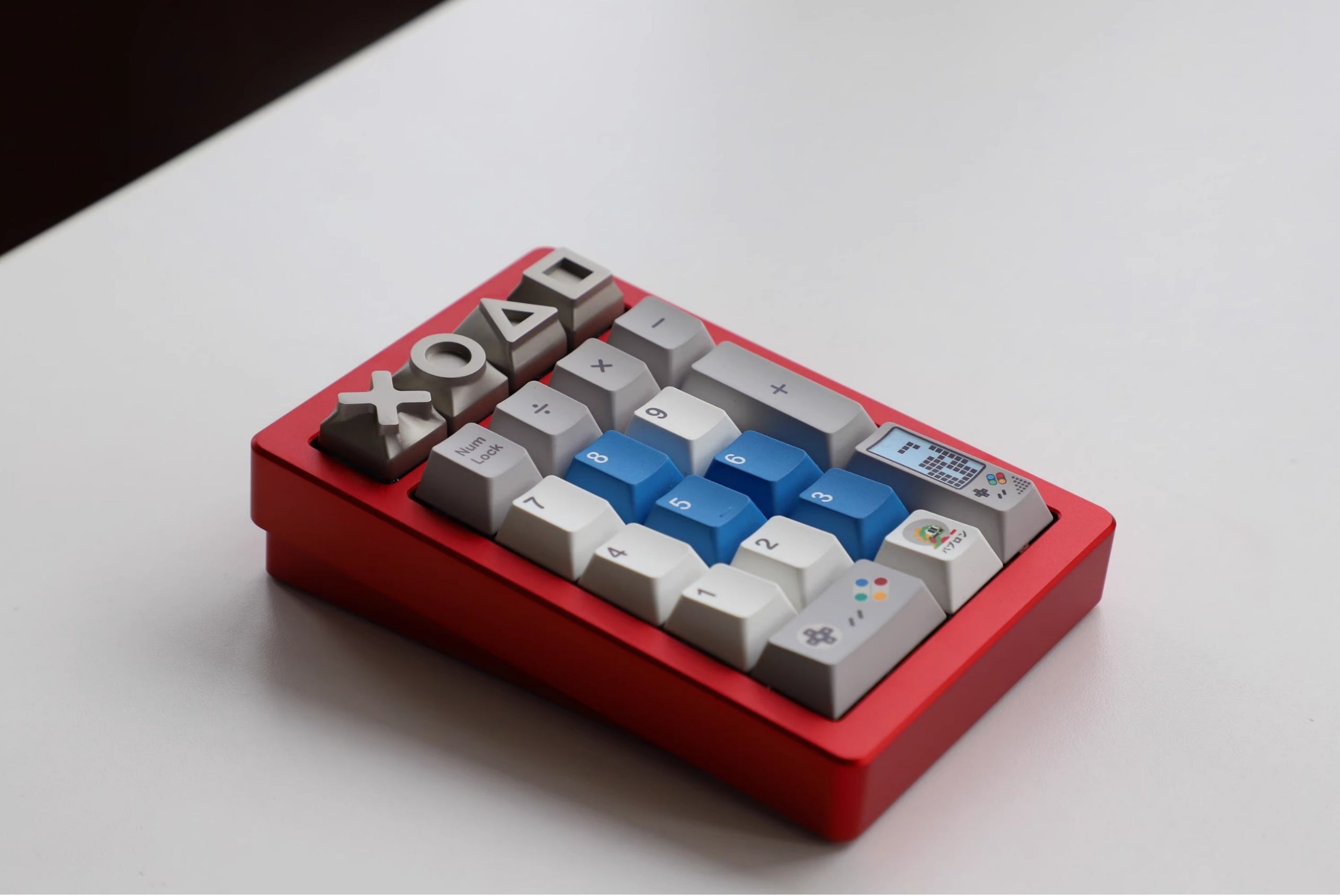 Game controller symbol metal Artisan Keycaps. Set of 4. Colorful / Gray