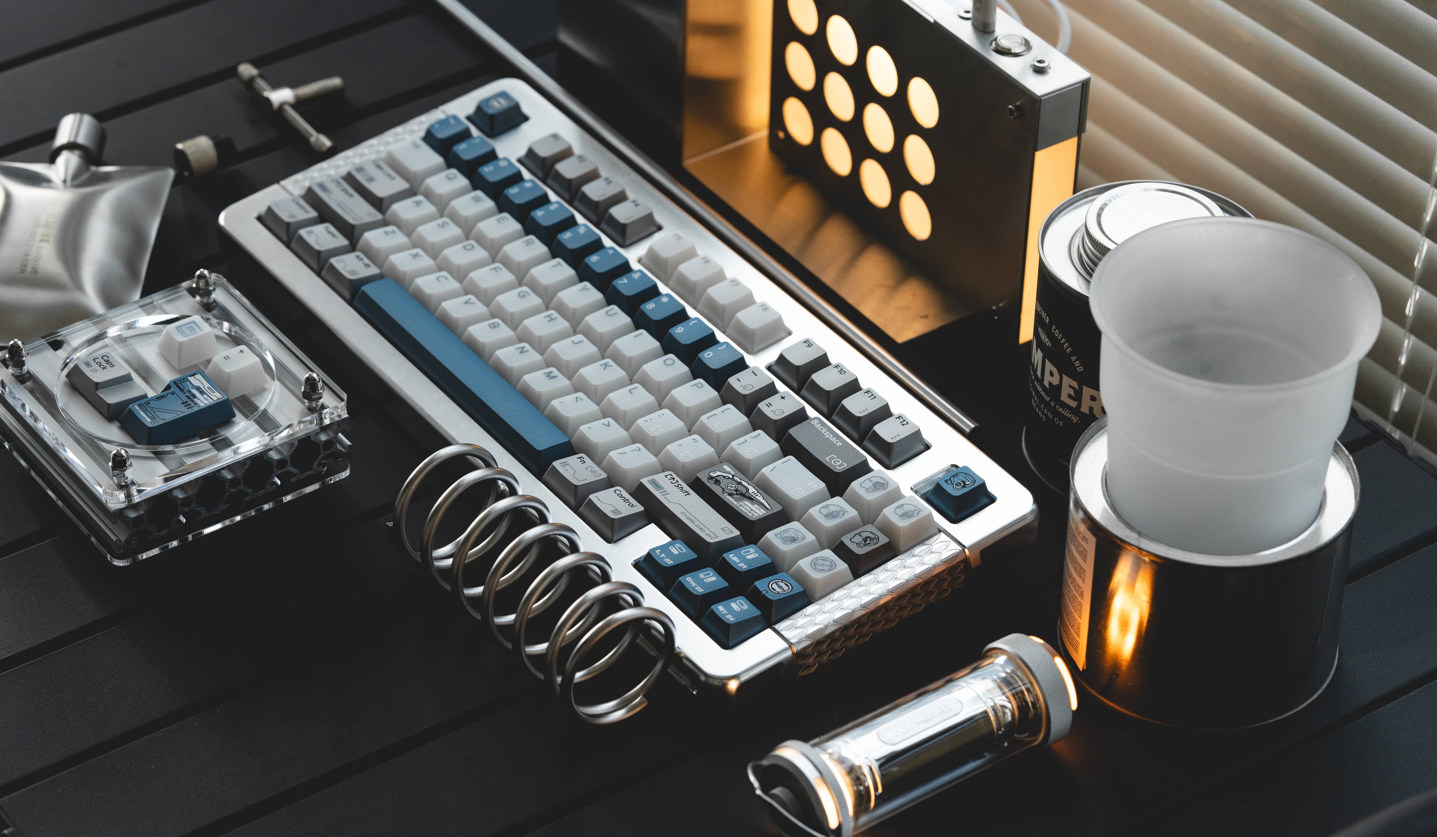 FRONTIER Overload CHERRY PROFILE PBT and PC Keycap Set