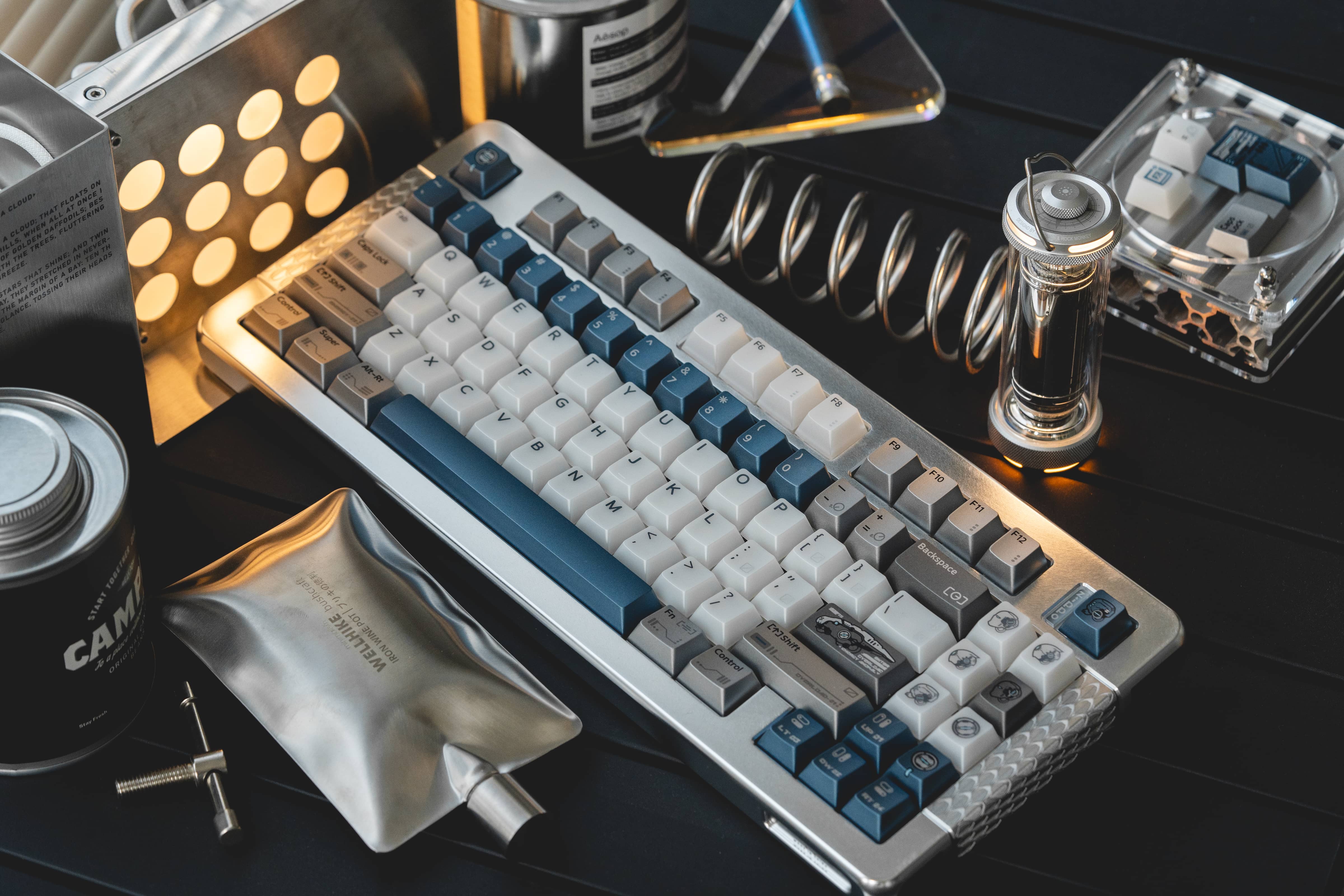 FRONTIER Overload CHERRY PROFILE PBT and PC Keycap Set