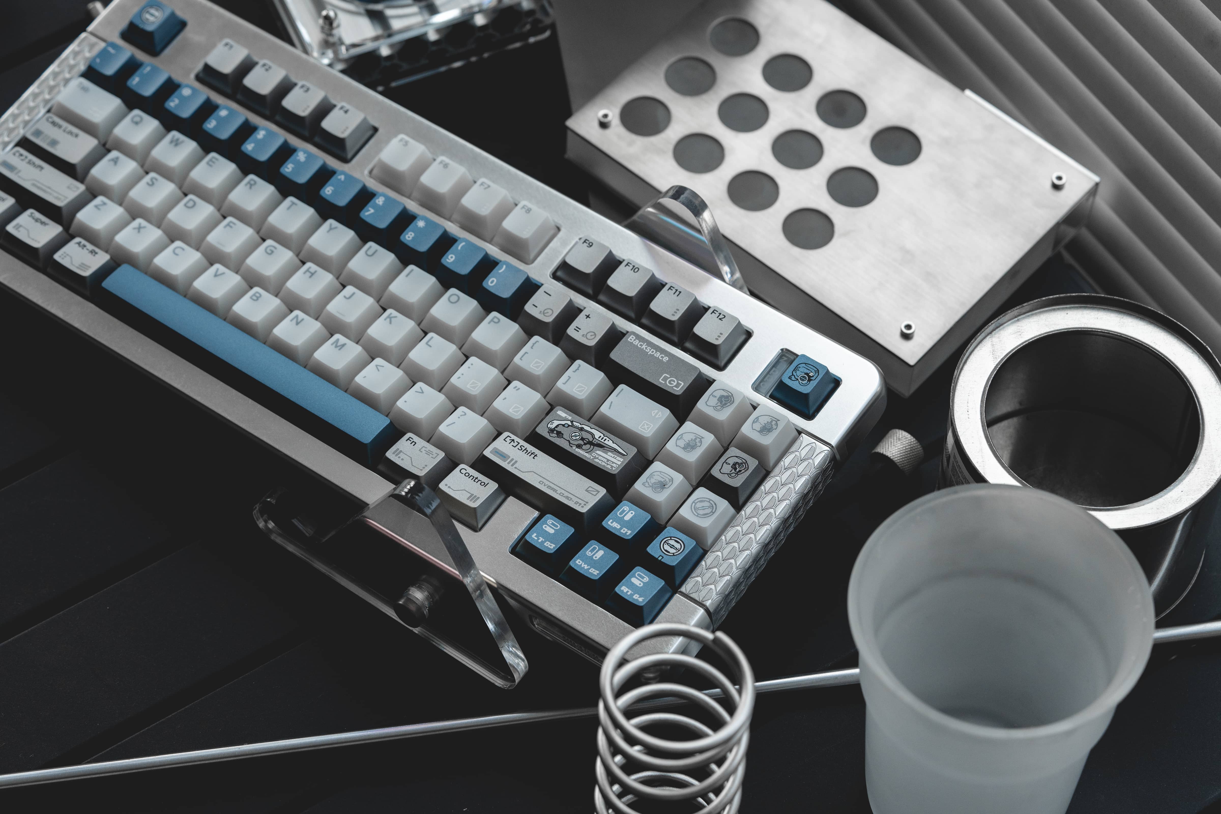 FRONTIER Overload CHERRY PROFILE PBT and PC Keycap Set