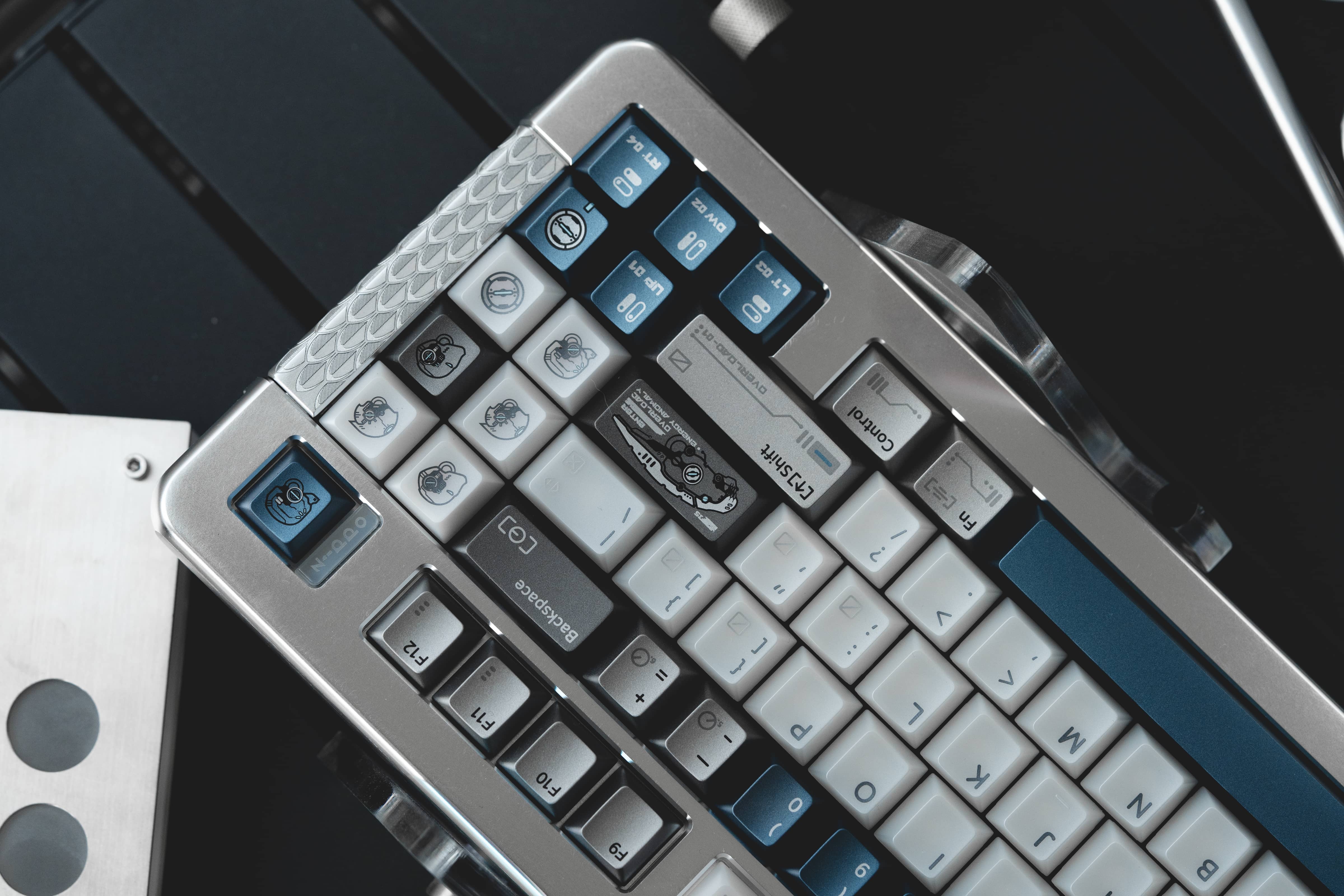 FRONTIER Overload CHERRY PROFILE PBT and PC Keycap Set